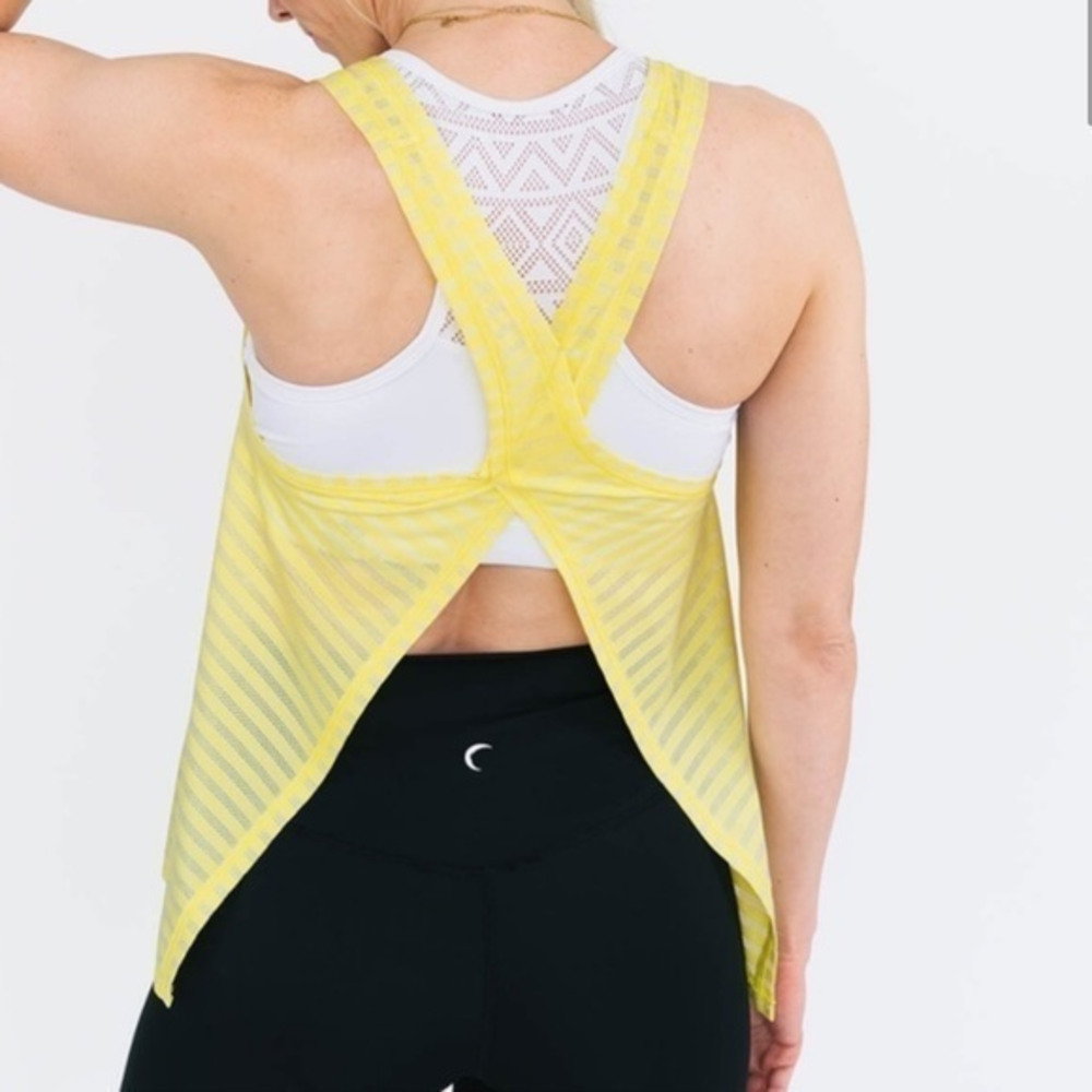 Zyia Active Lemon‎ Nimbus Split Back Top Sz XL
